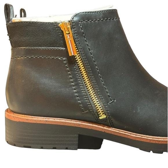 Tommy Hilfiger Fawn Booties Size 11M - Picture 7 of 11